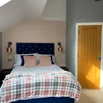 Stratford House