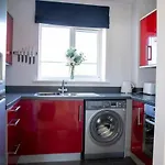 Superb Apartment In Stratford Upon Avon With Free Parking & Wi-Fi