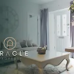 Modern Apartment With Free Parking And Wifi