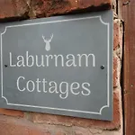 Capulet At Laburnum Cottages