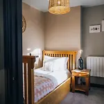 The Hideaway - Stratford Upon Avon - Central - Free Offstreet Parking