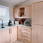 Riverbank Lodge