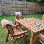 Cottage 5 Minutes Walk To River And Town Centre