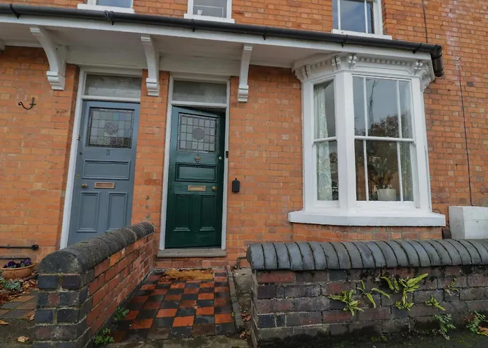 4 Arthur Road