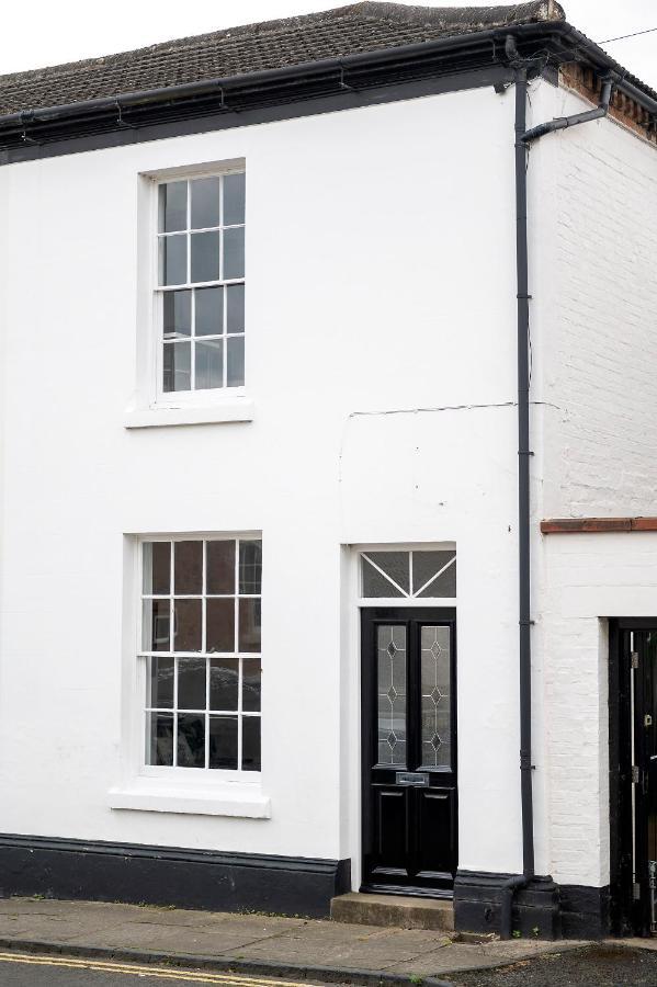 The Teapot In Town Centre Free Parking Holiday home Stratford-upon-Avon