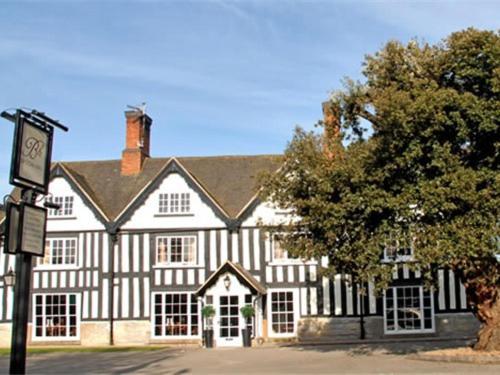 Hall Inn Broom