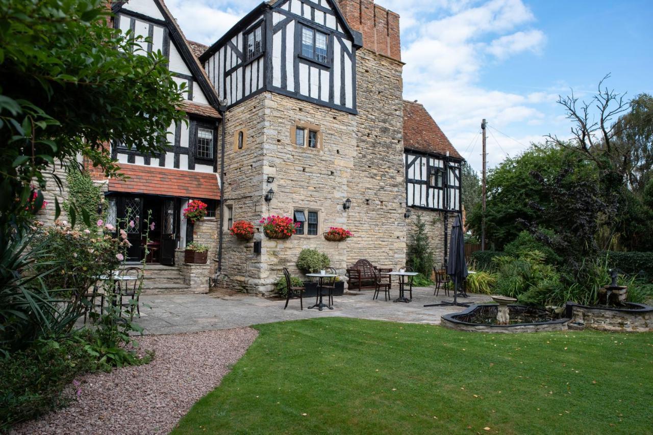 Hotel Karma Salford Hall 4*