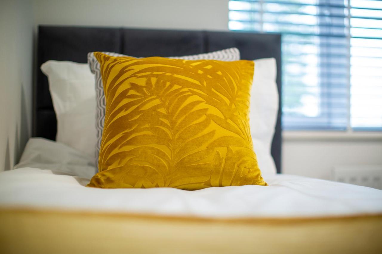 Casa de férias Modern House With Free Private Parking And Wifi Stratford-upon-Avon