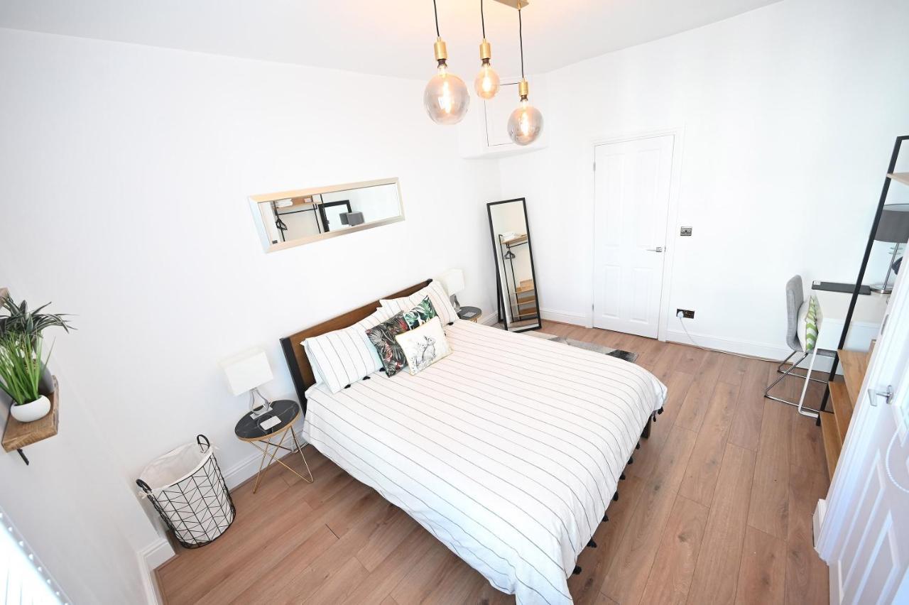 The Teapot In Town Centre Free Parking Holiday home Stratford-upon-Avon