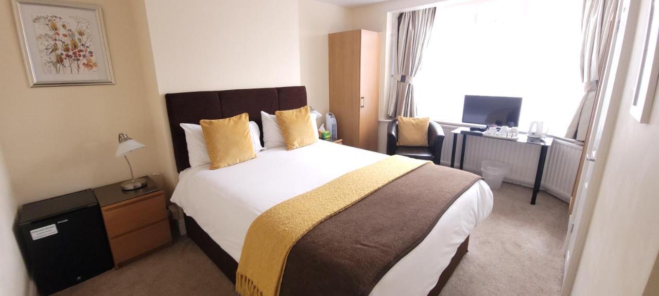 Hampton Guest house