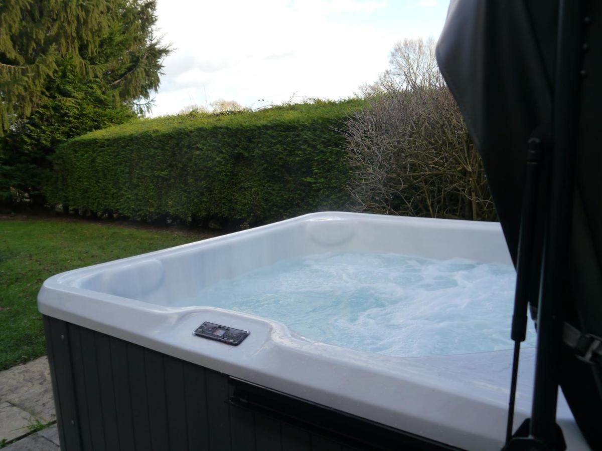Macbeth - Sleeps Up To 5 - New Hot Tub Casa de férias Stratford-upon-Avon