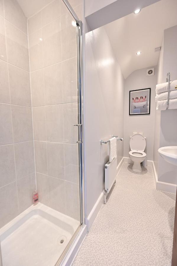 Townhouse With Free Onsite Ev Parking *