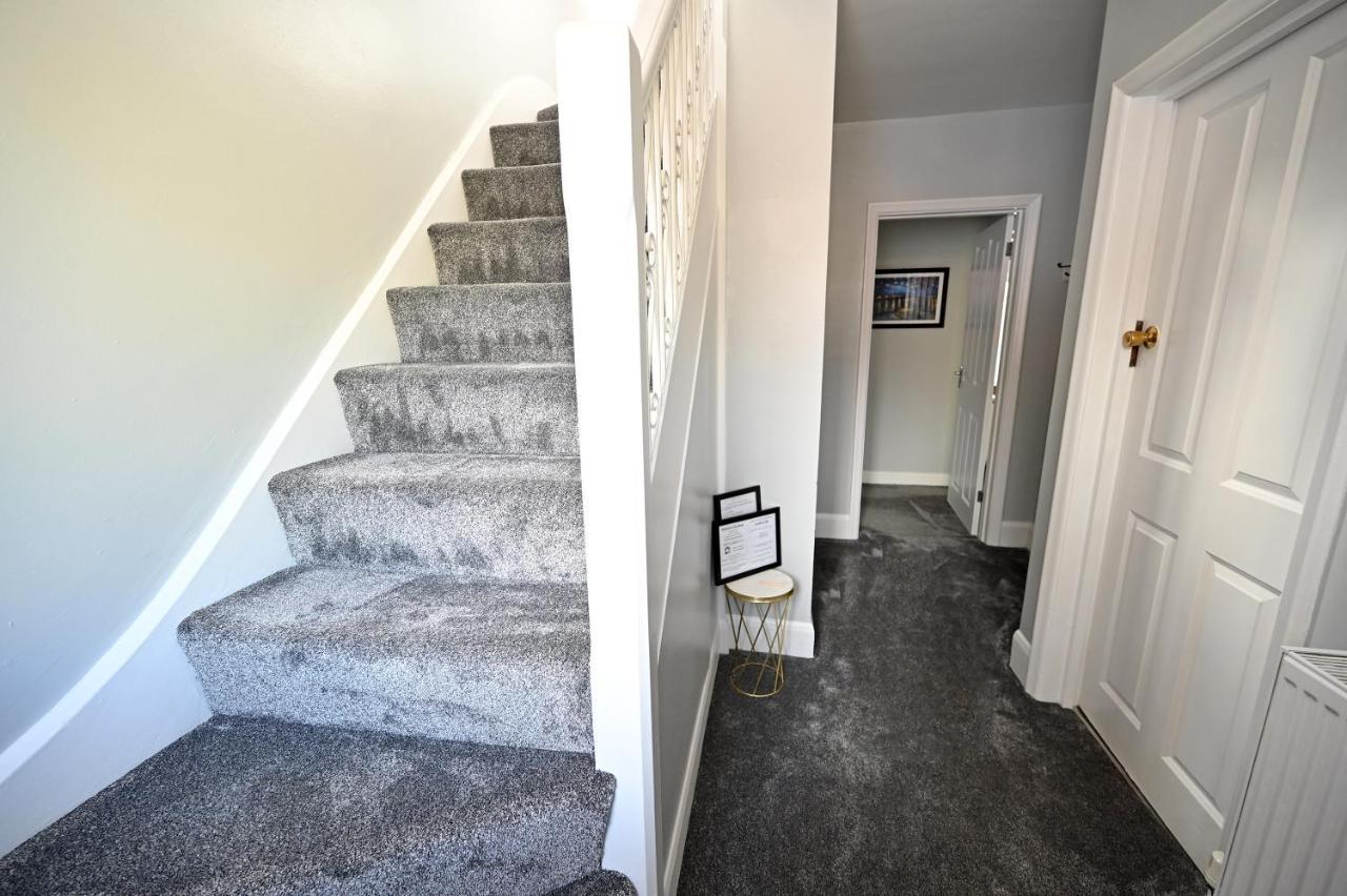 Townhouse With Free Onsite Ev Parking