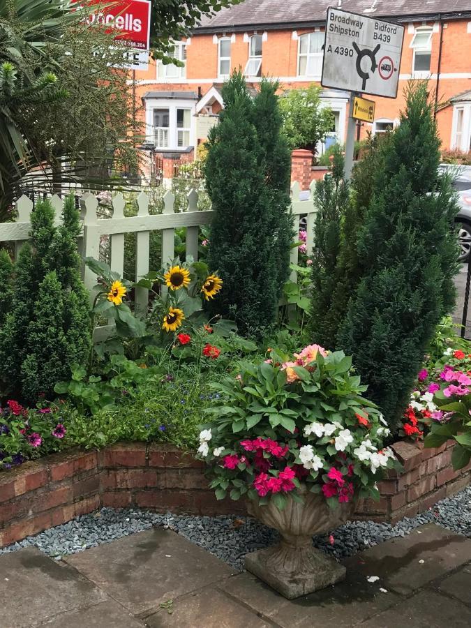 Broadlands Guest house Stratford-upon-Avon