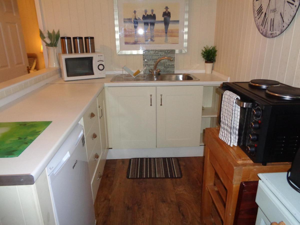 Apartment Log Cabin, Conveniently Situated Halfway Between And Warwick Stratford-upon-Avon