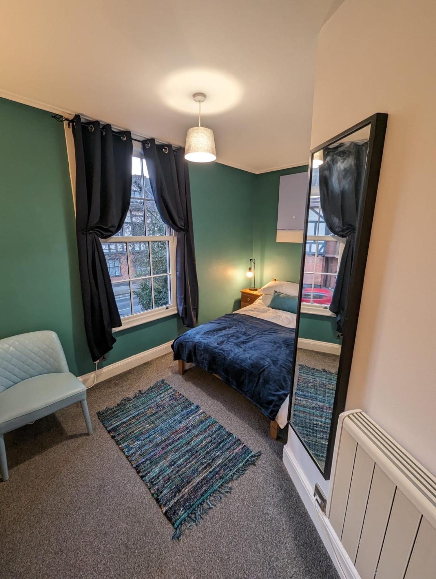 Avon's Rest Apartment