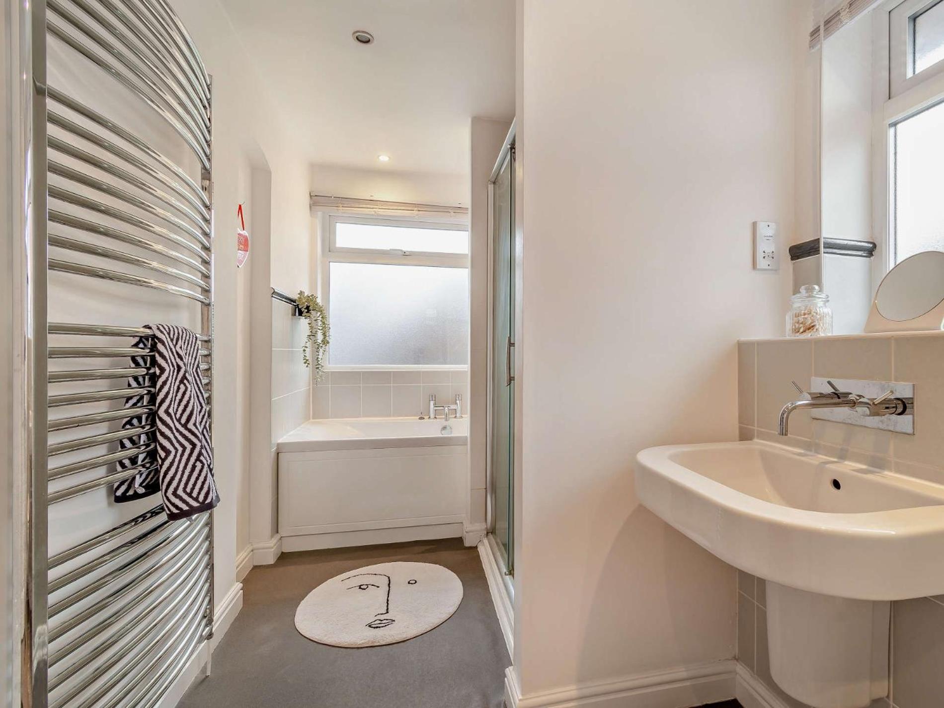 2 Bed In 94299 Stratford-upon-Avon