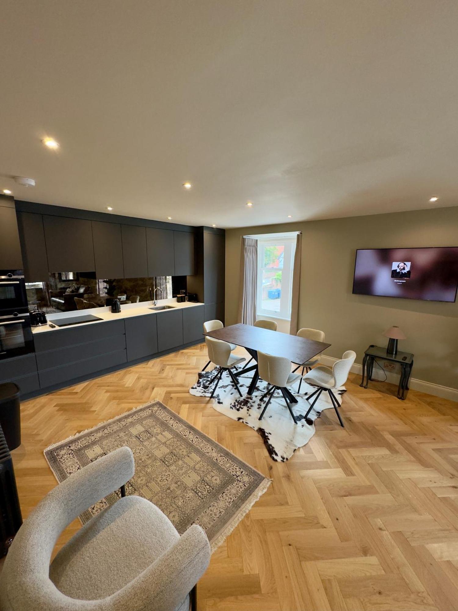 Romeo's Arch High End Luxury In Centre Of With Parking