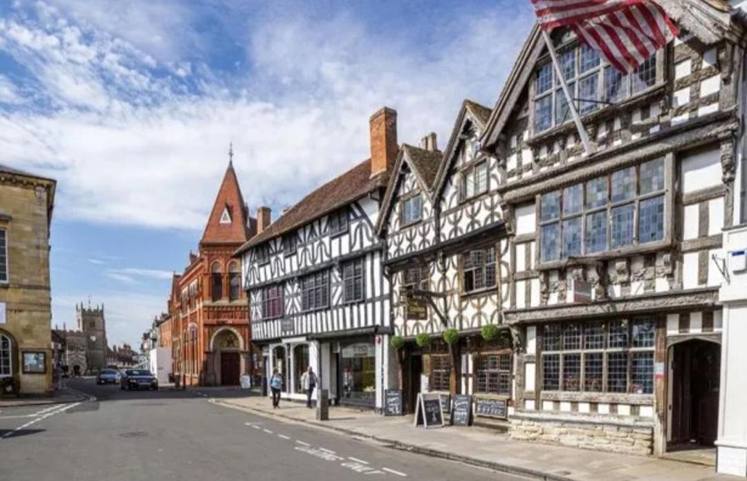 The Gallery With Parking Stratford-upon-Avon