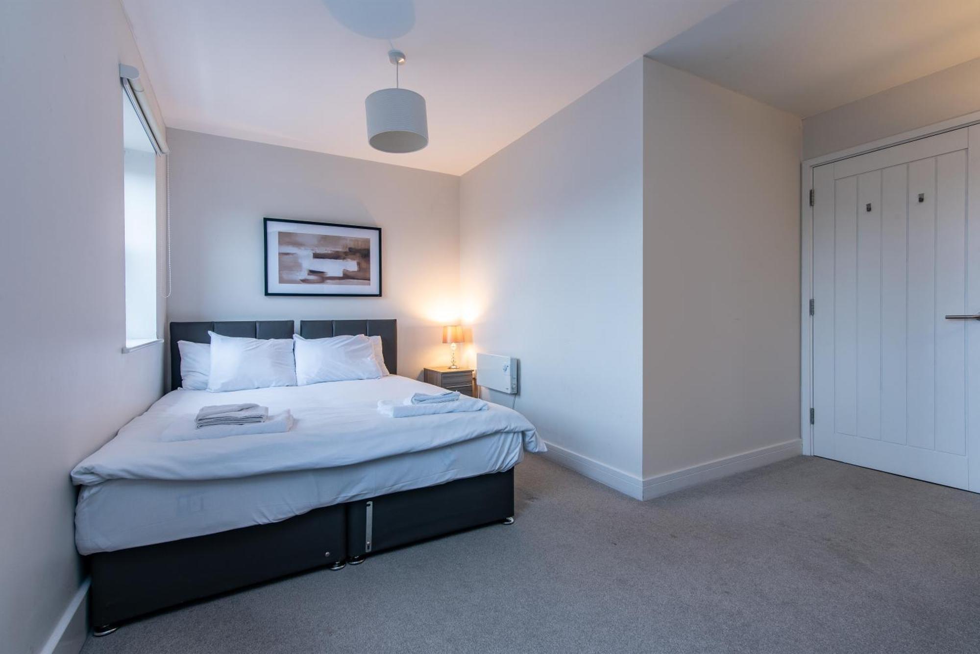 Emperor House 12 Near Centre Stratford-upon-Avon