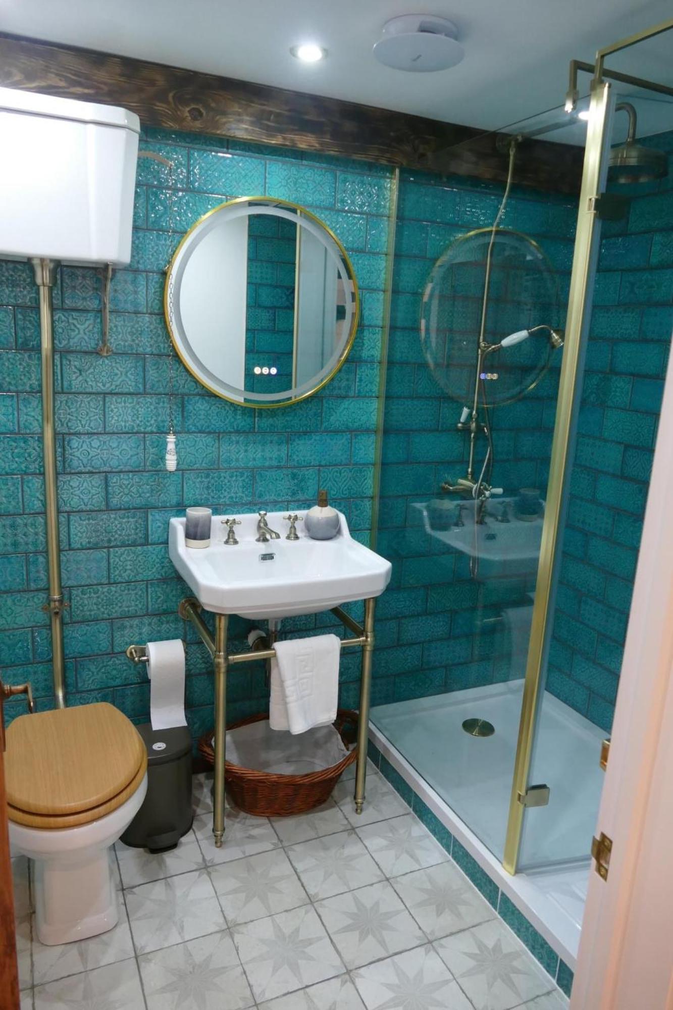 Old In Upon Avon Holiday home *