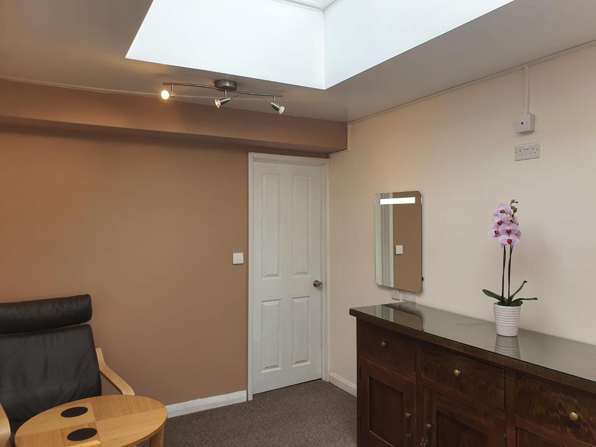 Self Contained Apartamento