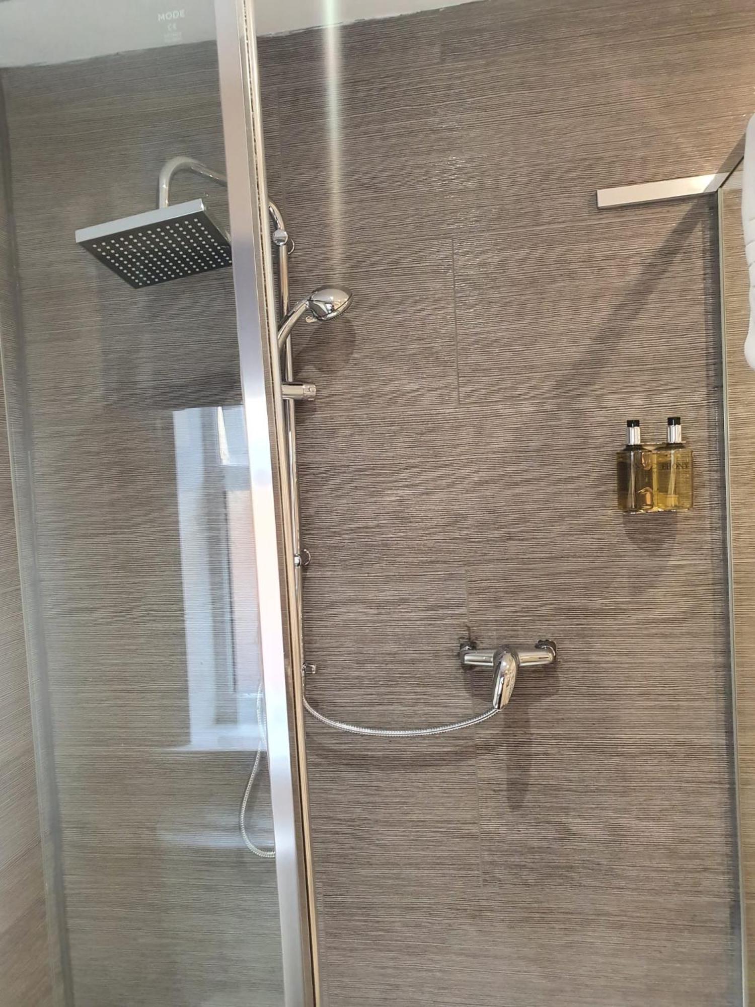 Self Contained Apartamento