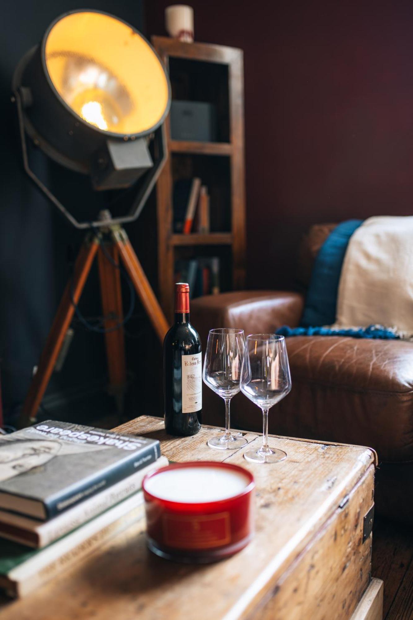 The Bolt Hole - Upon Avon - - Free Offstreet Parking Apartment *