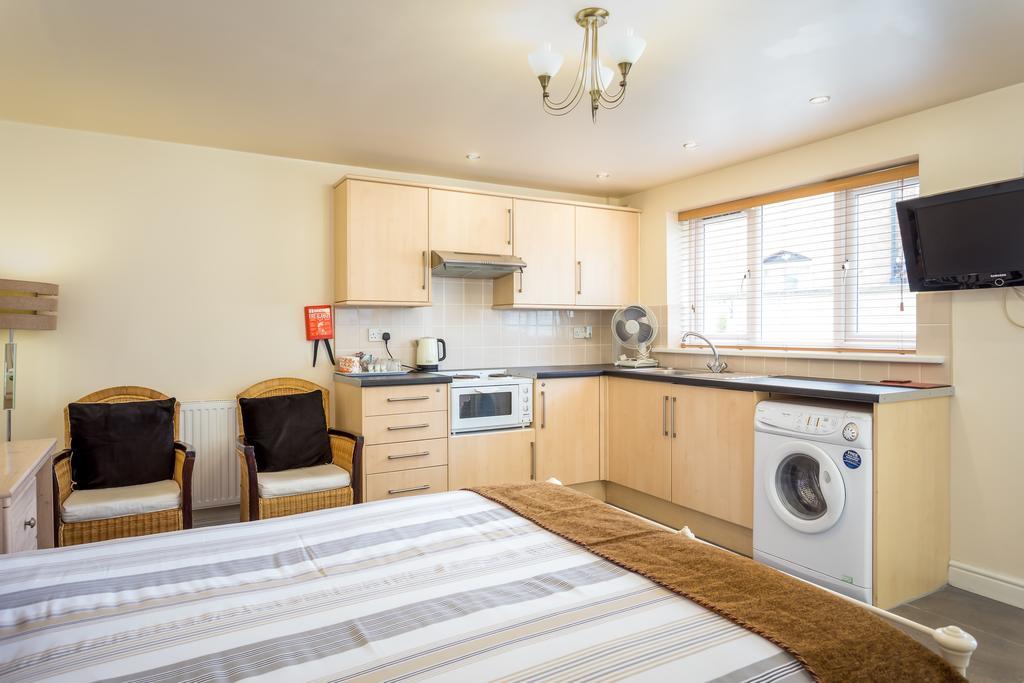 Arden Park Ensuite 3*