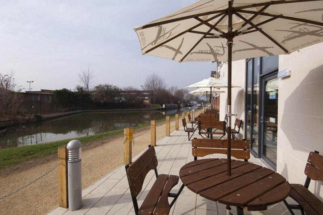 Premier Upon Avon Waterways Hotel