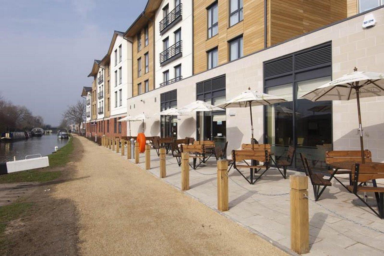 Premier Upon Avon Waterways 3*