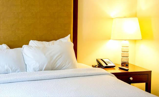 Travelodge Upon Avon Hotel 3*