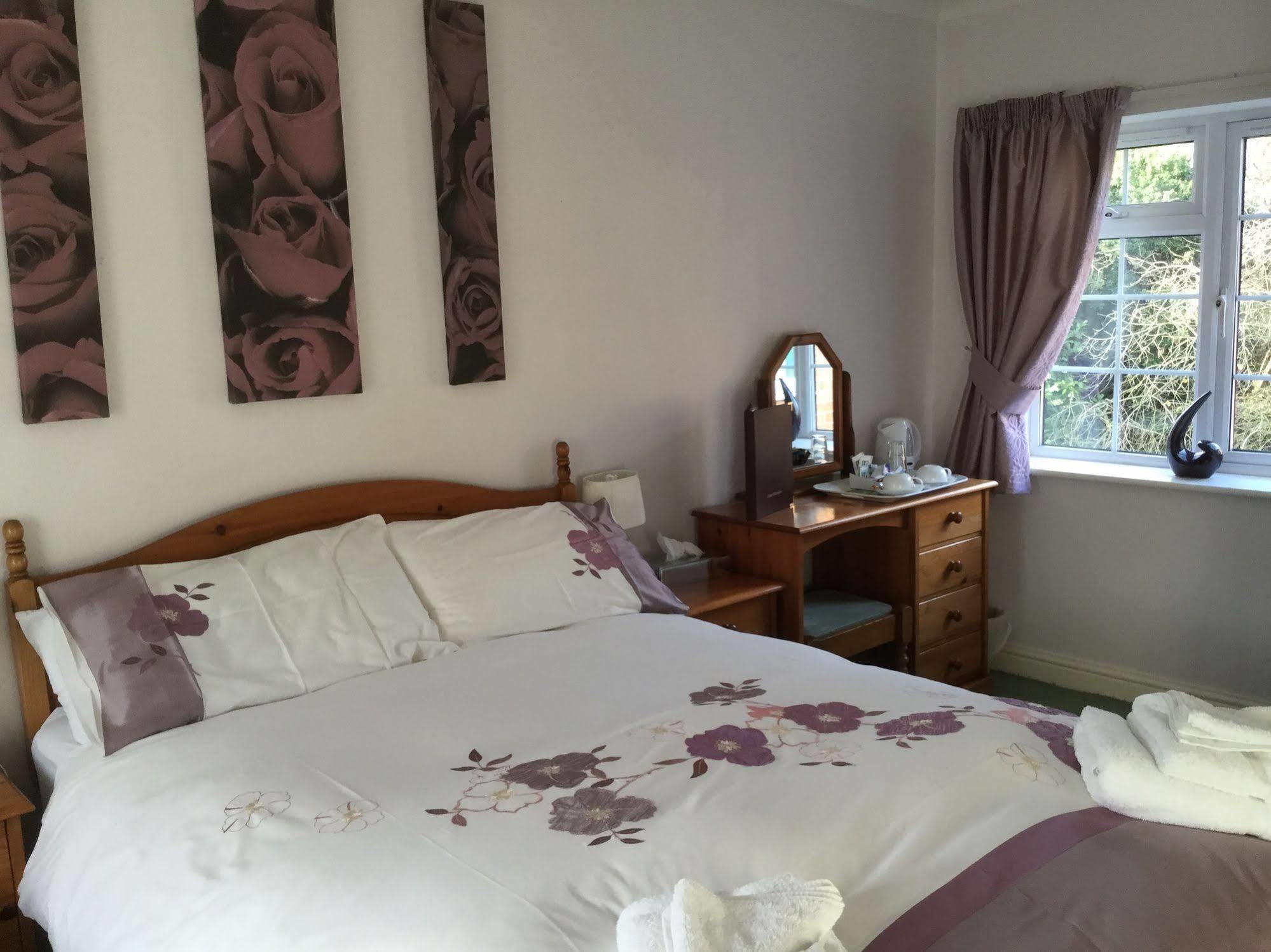 Faviere Stratford-upon-Avon