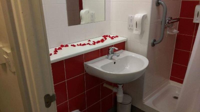 Travelodge Upon Avon Hotel