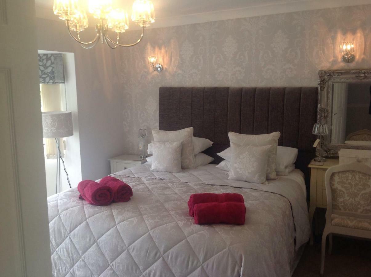 Oakleigh House
