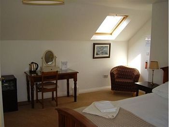Buckle House Hotel