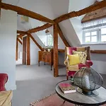 Beecham Farmhouse