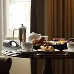 Macdonald Alveston Manor Hotel & Spa
