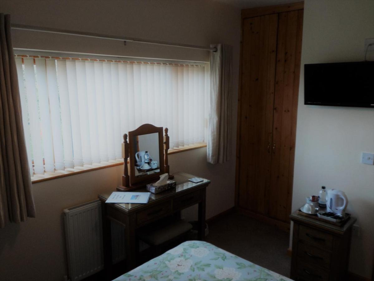 Bed & Breakfast Three Ways *