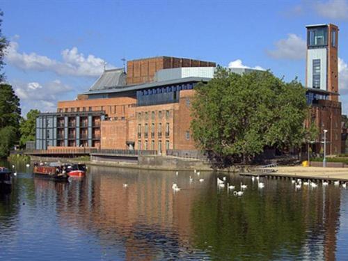 Self Catering Stratford