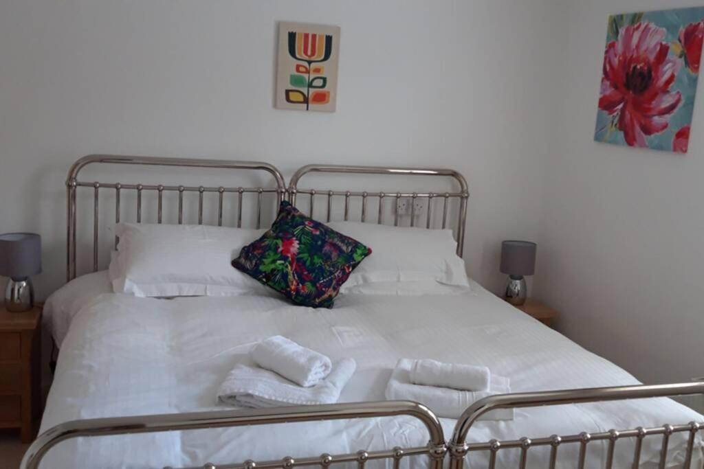 Luna - Grove Road Holiday home *