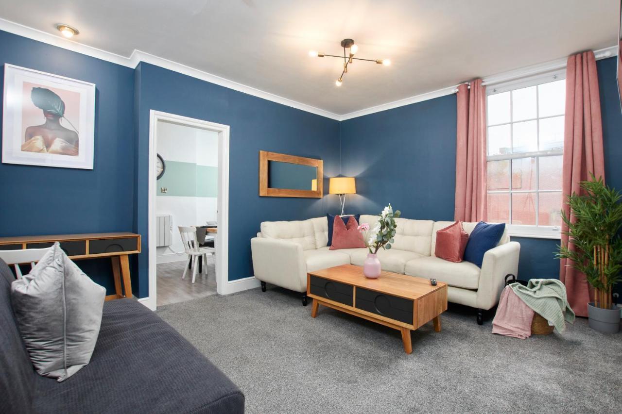 Apartment Stunning Two Bedroom By Purestay Short Lets & Serviced Warwickshire With Parking