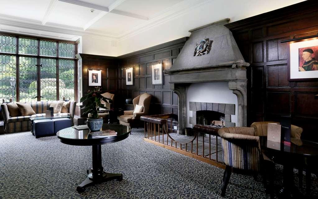 Macdonald Alveston Manor & 4*