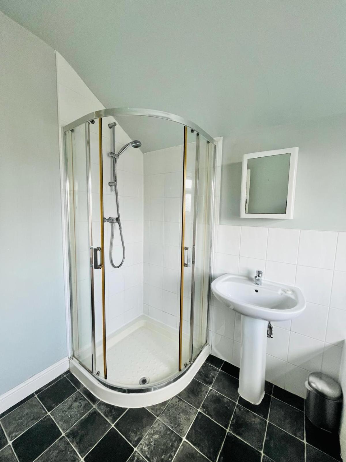 Luna - Grove Road Holiday home *