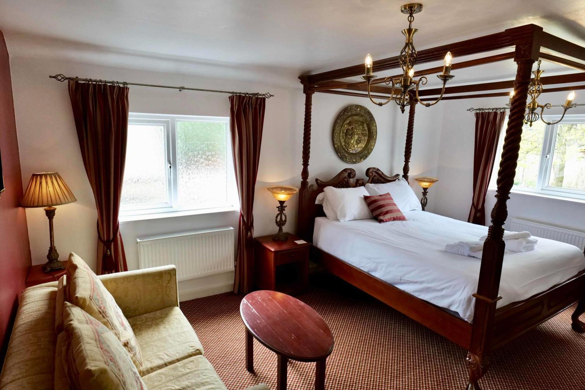 The Mary Arden 3*