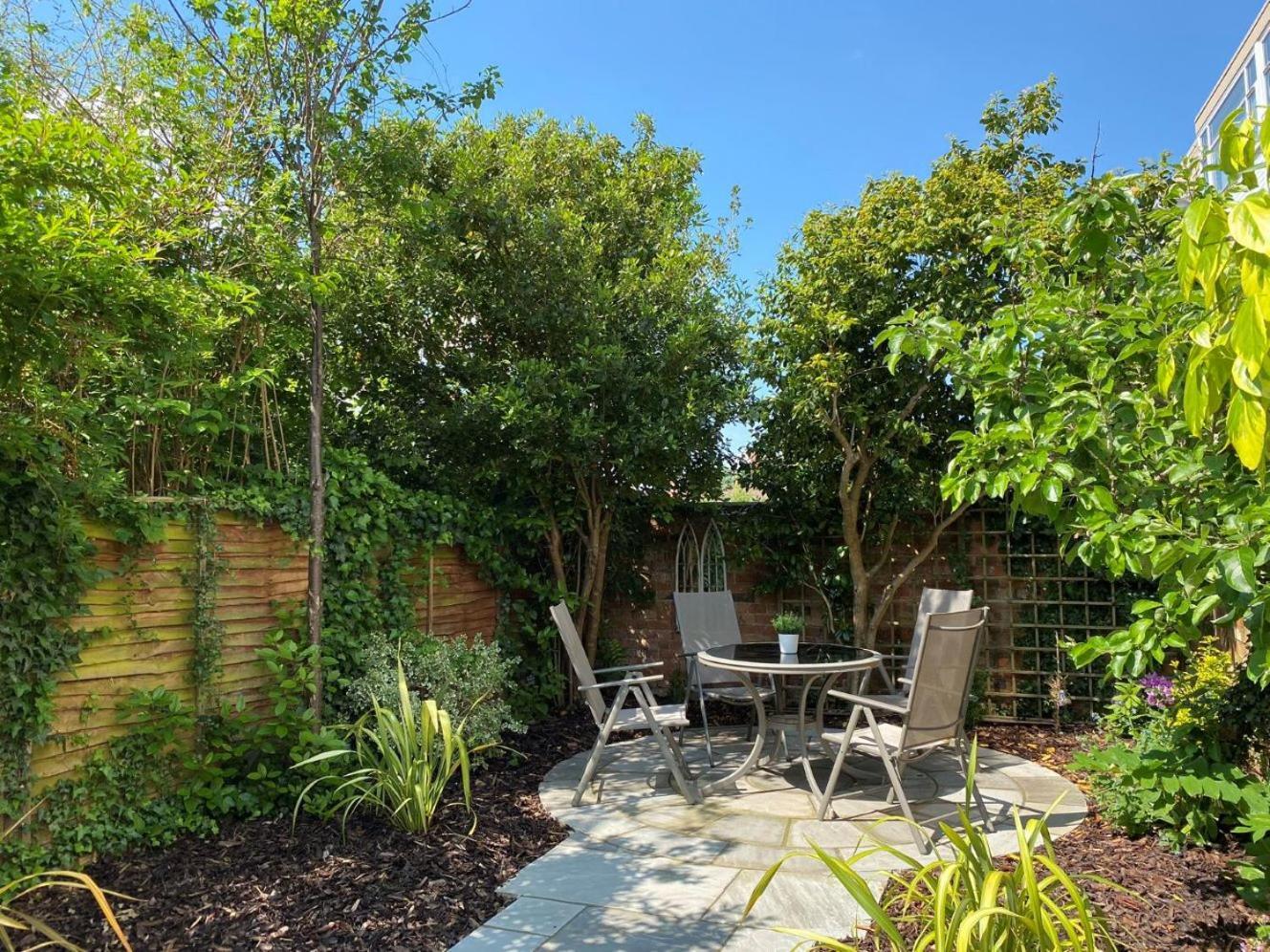 Bard's Nest Scholars Cottage, Stratford, 5 Mins Walk To Rsc Stratford-upon-Avon