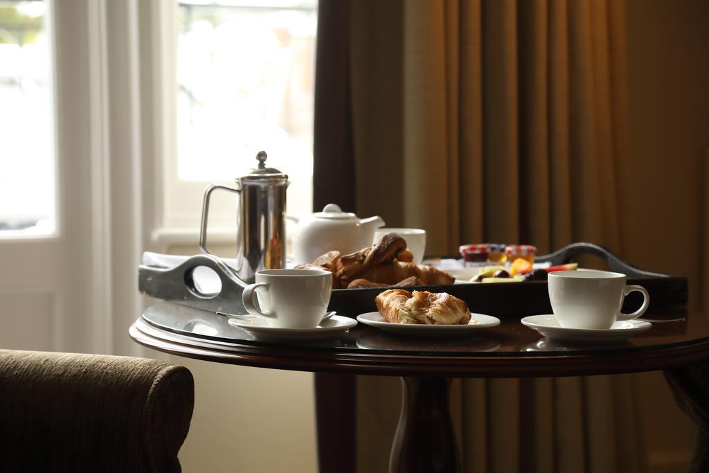 Macdonald Alveston Manor &