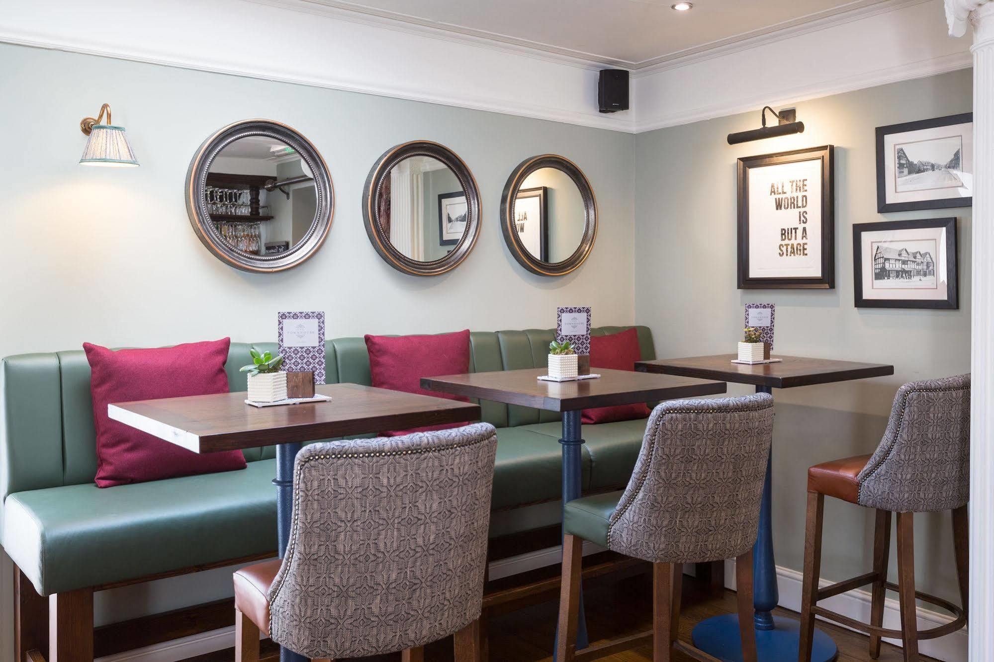 Hotel The Townhouse 4*