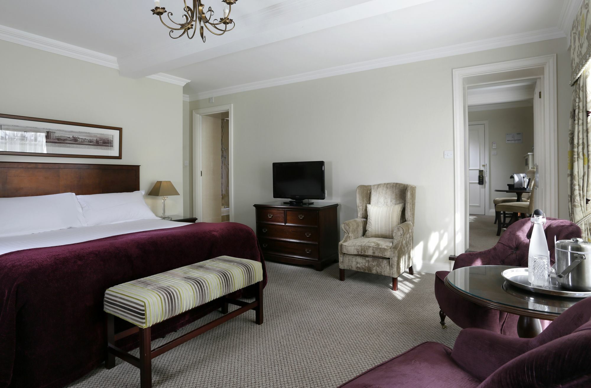 Macdonald Alveston Manor & Hotel 4*