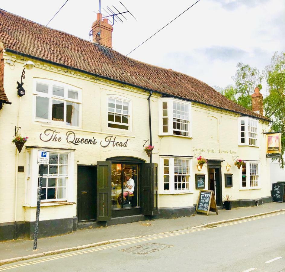 The Queens Head 4*